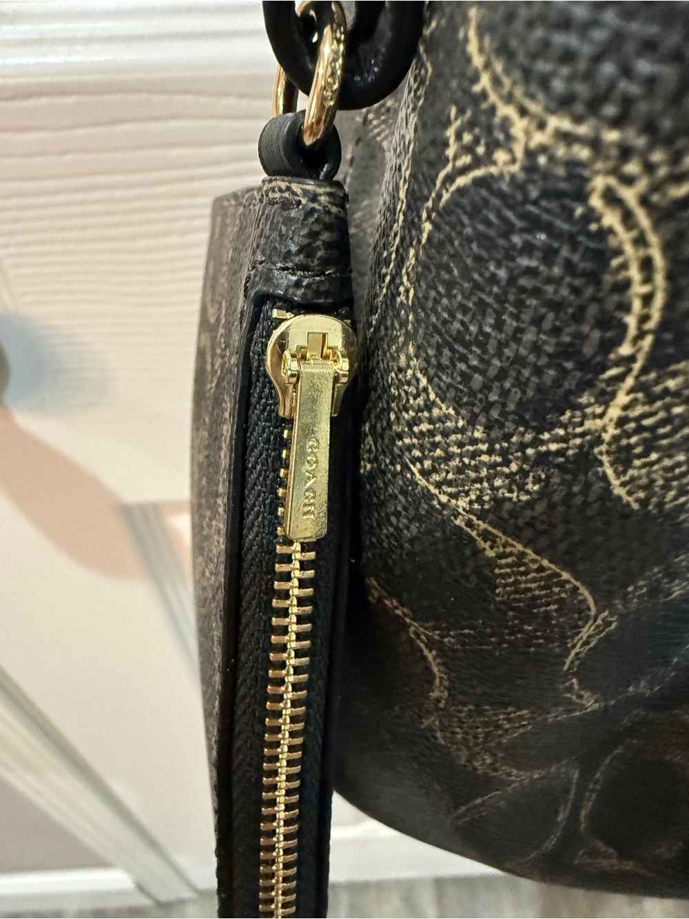 Coach Rowan Bucket Bag Signature Drawstring Bucket Crossbody NWOT - Picture 6 of 14